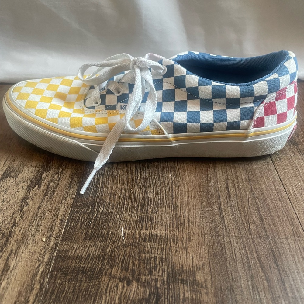 Vans- authentic shoes checkered (yellow/blue/red) SZ 5.5y